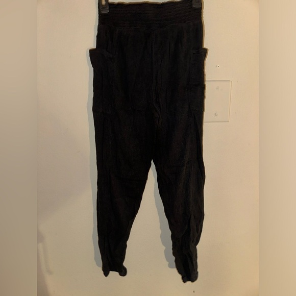 Aerie women’s black smocked waist pull on black pants boho beach summer S - Picture 5 of 7